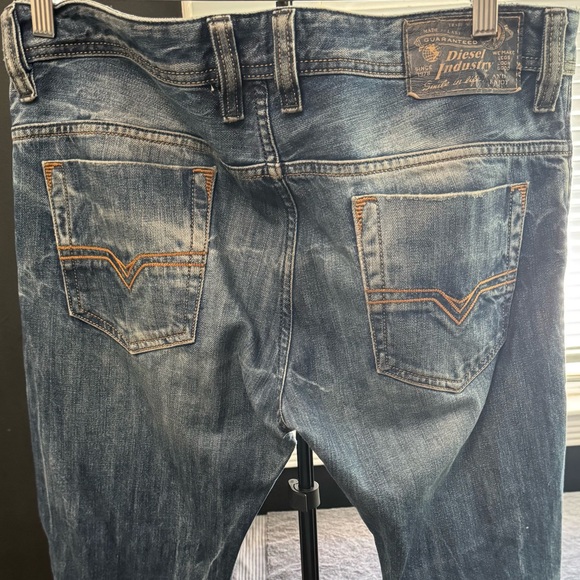 Diesel Safado Regular Slim Straight Jeans
Blue
32 L
32 W - Picture 2 of 5